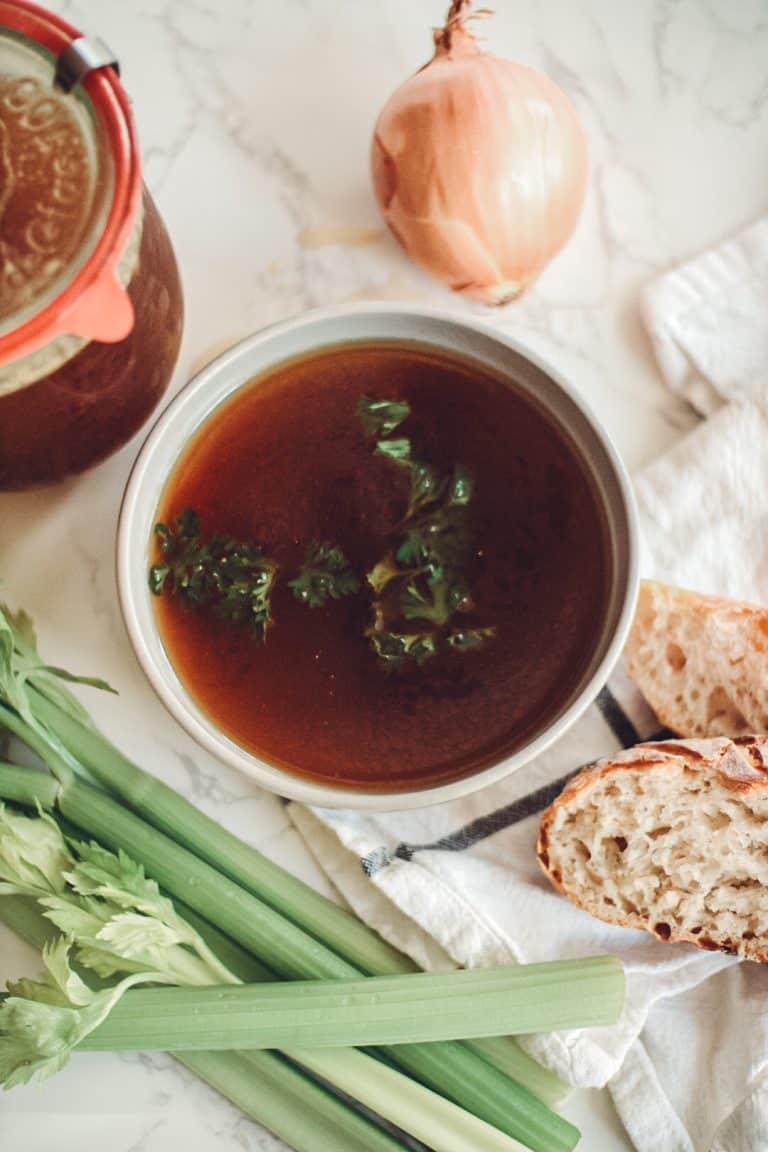 Homemade Anti-Inflammatory Chicken Bone Broth Recipe